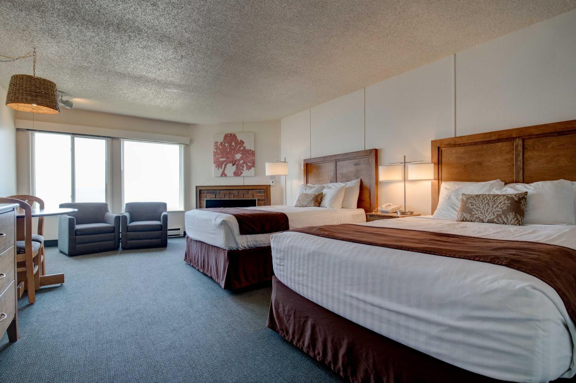 Ester Lee Oceanview Hotel