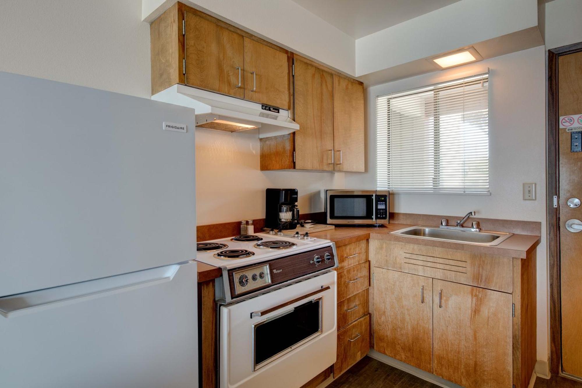 Hotel Ester Lee Oceanview Lincoln City